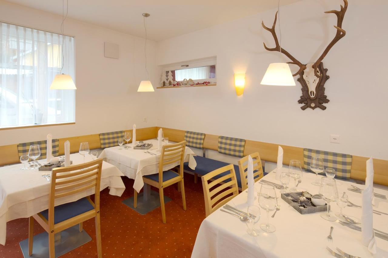 Apart Hotel Garni Alvetern Samnaun Extérieur photo